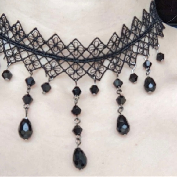 Crystal Bead Decor Lace Choker - Picture 7 of 8